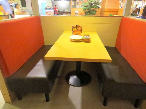 Pizza Hut氛享屋(新竹巨城店)：【口碑券】歡樂聚會的氛享屋『Pizza Hut氛享屋/新竹巨城店』