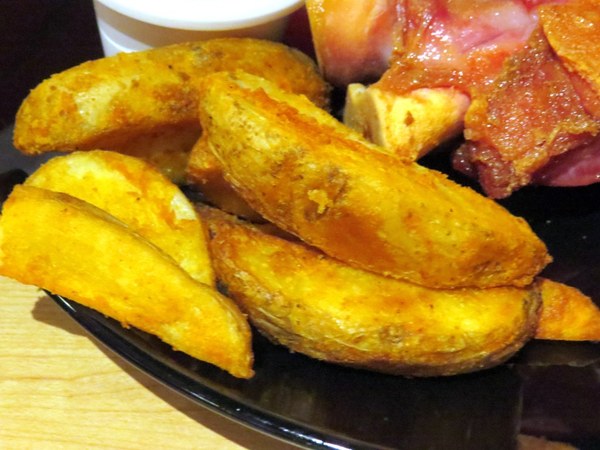 Pizza Hut氛享屋(新竹巨城店)：【口碑券】歡樂聚會的氛享屋『Pizza Hut氛享屋/新竹巨城店』