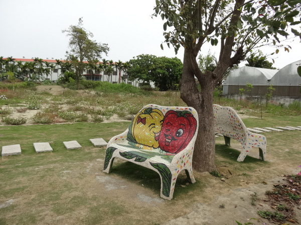 嘉義新港板頭厝交趾剪黏藝術村:嘉義新港板頭厝交趾剪黏藝術村/板陶窯