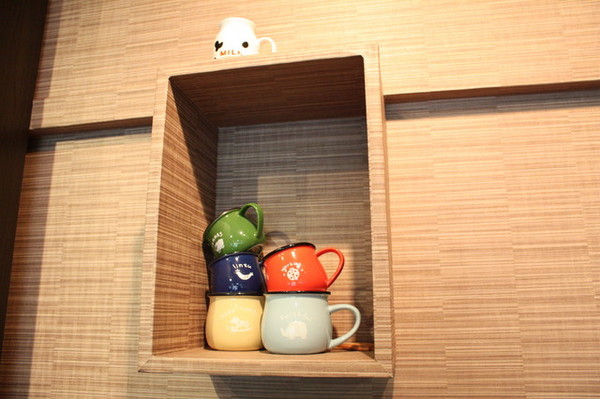 卡諾帝KALODI咖啡館：體驗【卡諾帝KALODI咖啡館 】療癒系超夯『盆栽飲品』+『比利時鬆餅』+『招牌經典咖啡』