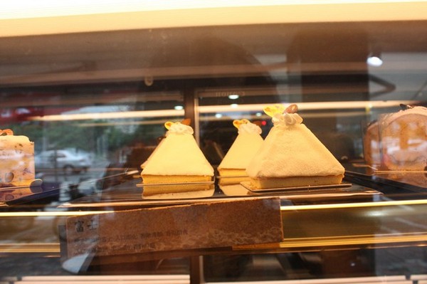 卡諾帝KALODI咖啡館：體驗【卡諾帝KALODI咖啡館 】療癒系超夯『盆栽飲品』+『比利時鬆餅』+『招牌經典咖啡』