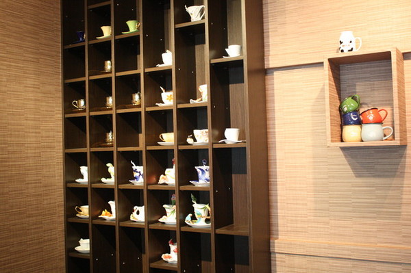 卡諾帝KALODI咖啡館：體驗【卡諾帝KALODI咖啡館 】療癒系超夯『盆栽飲品』+『比利時鬆餅』+『招牌經典咖啡』