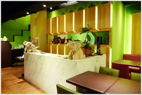 享味曼谷:【享味曼谷】新崛江新開店泰式料理,定食呈現泰菜經典之作