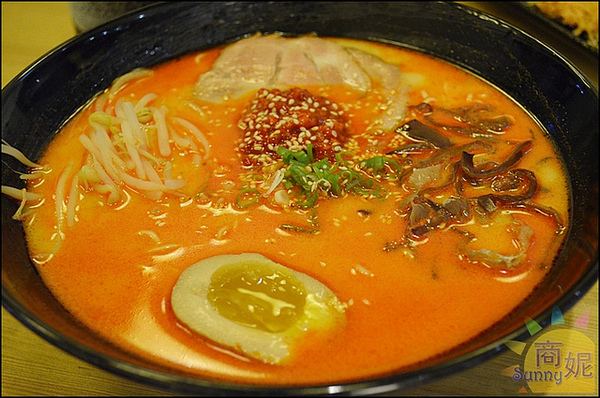 十八町拉麵店:台中西屯。十八町拉麵。接近日本原味濃郁不油的日式拉麵