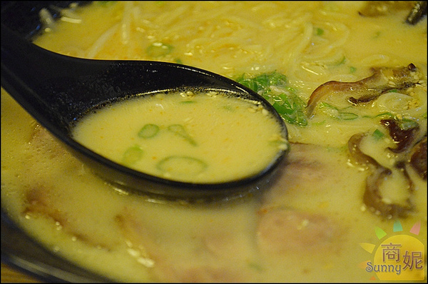 十八町拉麵店:台中西屯。十八町拉麵。接近日本原味濃郁不油的日式拉麵