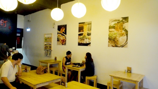 十八町拉麵店:【台中】會噴火的地獄拉麵!十八町拉麵店!