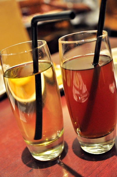 紫紅洋蔥:【高雄】岡山默默擠滿客人小餐廳.紫紅洋蔥.桑尼瘦不了