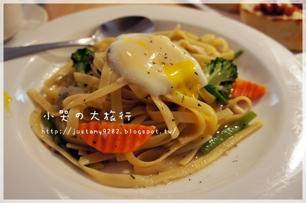 轉角咖啡：[新北市。中和區] 人氣店家★轉角咖啡★ 終於如願以償品嘗到囉❤