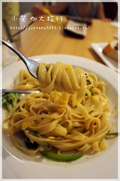 轉角咖啡：[新北市。中和區] 人氣店家★轉角咖啡★ 終於如願以償品嘗到囉❤