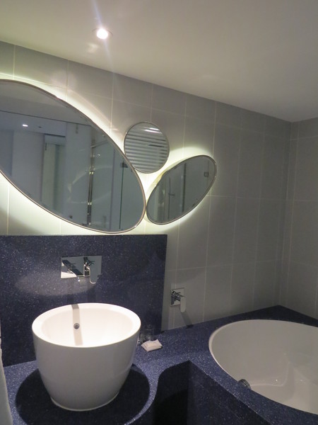 高雄御宿商旅(中央公園館)：雖然商務但很舒適的【高雄御宿商旅/中央公園館】