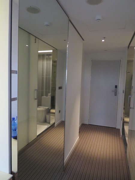 高雄御宿商旅(中央公園館)：雖然商務但很舒適的【高雄御宿商旅/中央公園館】