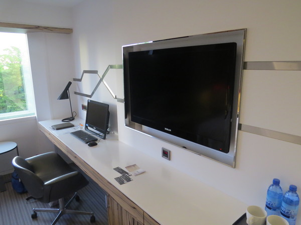 高雄御宿商旅(中央公園館)：雖然商務但很舒適的【高雄御宿商旅/中央公園館】