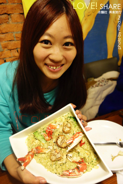 吃義燉飯 冰蹦拉