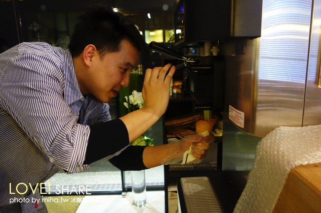 吃義燉飯 冰蹦拉