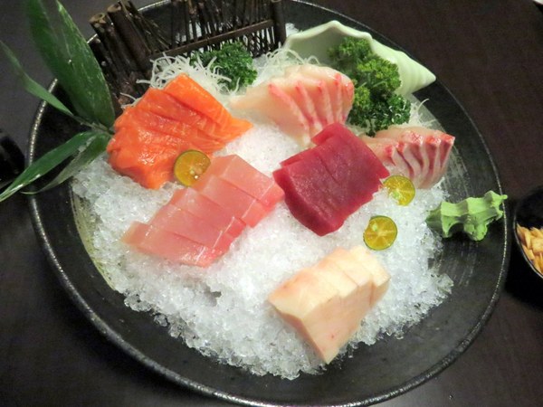 東街日本料理(桃園店)：『二訪』豪邁日式創意料理呷飽飽【桃園/東街日本料理】