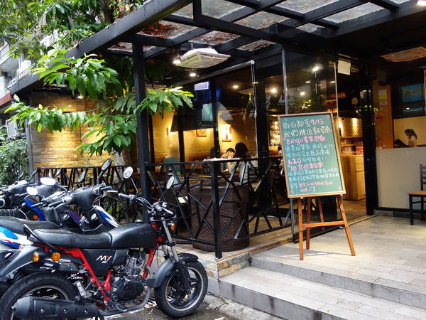 the Chips美式餐廳(光復店)：The chips美式餐廳(光復店)+美式+光復南路+多樣餐點+運動餐廳+賽事+大份量