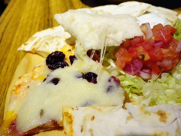 the Chips美式餐廳(光復店)：The chips美式餐廳(光復店)+美式+光復南路+多樣餐點+運動餐廳+賽事+大份量