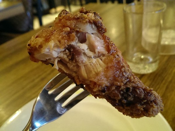 the Chips美式餐廳(光復店):《口碑券》the Chips美式餐廳│豪邁美式餐點 甜點也是大份量!!?@國父紀念館站