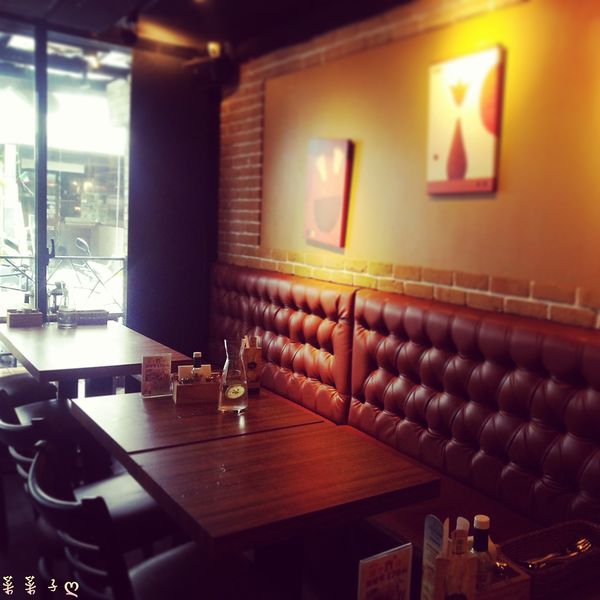 the Chips美式餐廳(光復店)：[台北東區]滿足味蕾的超大份量 ♥『the Chips美式餐廳 / 光復店』♥ 除了漢堡你怎麼能錯過牛排