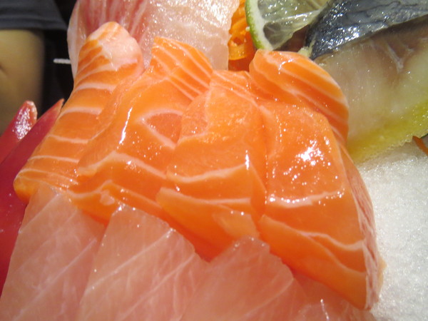 三本味日式料理:以炸壽司作為招牌的"三本味日式料理"食記