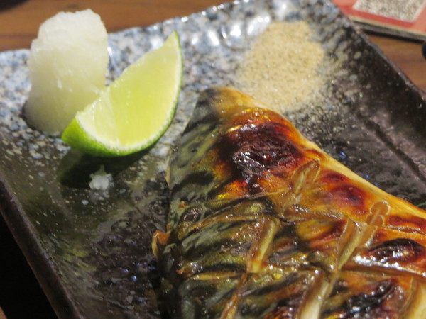 三本味日式料理:以炸壽司作為招牌的"三本味日式料理"食記