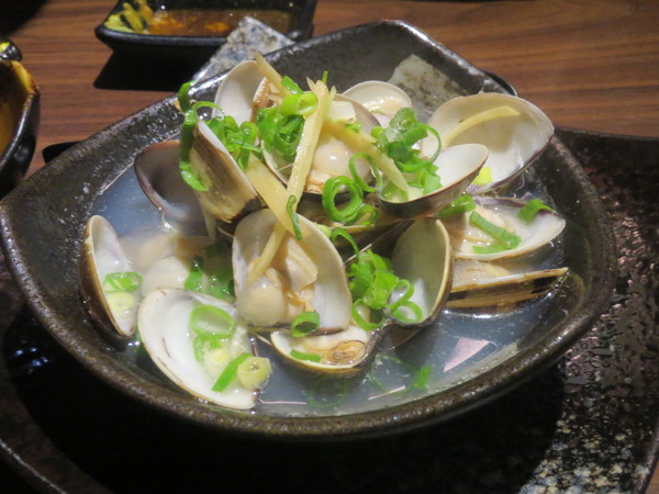 三本味日式料理:以炸壽司作為招牌的"三本味日式料理"食記