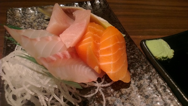 三本味日式料理:三本味日式料理 新鮮的用心美味你絕對吃的到! (近國父紀念館站)