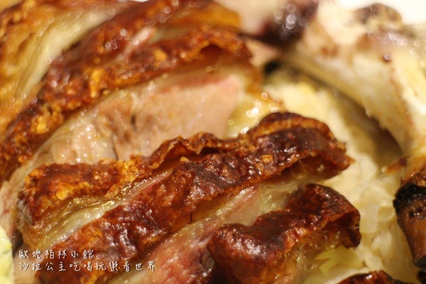 歐嬤柏林小館(园:貝貝熊柏林小館):台北‧東區美食『歐嬤柏林小館』最好吃的德國豬腳