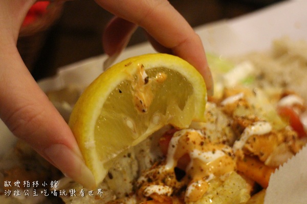 歐嬤柏林小館(园:貝貝熊柏林小館):台北‧東區美食『歐嬤柏林小館』最好吃的德國豬腳