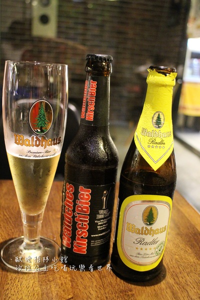 歐嬤柏林小館(园:貝貝熊柏林小館):台北‧東區美食『歐嬤柏林小館』最好吃的德國豬腳