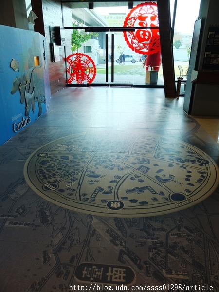 黑橋牌香腸博物館:【旅行遊記。台南南區】黑橋牌香腸博物館。復古潮旅「黑橋牌」老品牌 全台第一家香腸觀光工廠