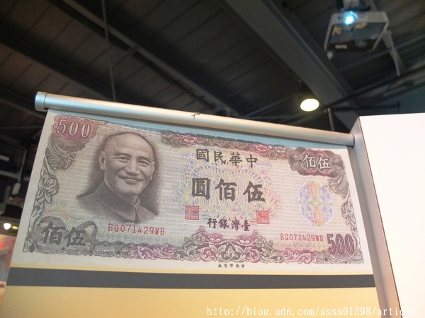 黑橋牌香腸博物館:【旅行遊記。台南南區】黑橋牌香腸博物館。復古潮旅「黑橋牌」老品牌 全台第一家香腸觀光工廠