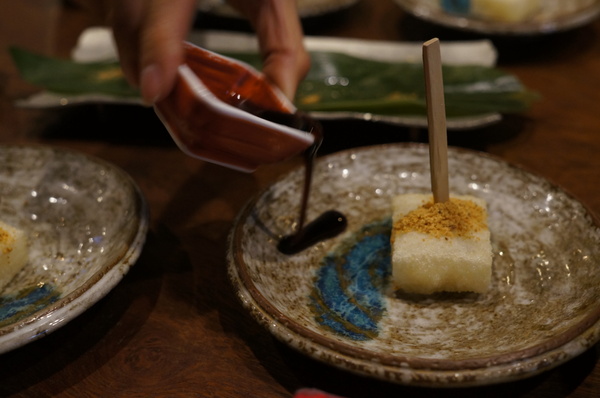 稻庭養助饂飩專門店:(胖樺食記)台北市松江路超級好吃的烏龍麵「稻庭養助饂飩專門店」。雪白如絲綢般的麵條讓人一秒到日本。