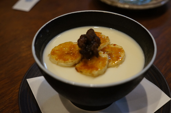 稻庭養助饂飩專門店:(胖樺食記)台北市松江路超級好吃的烏龍麵「稻庭養助饂飩專門店」。雪白如絲綢般的麵條讓人一秒到日本。