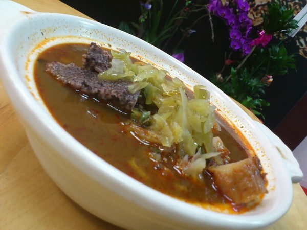 御青方麻辣臭豆腐(沙鹿店)：服務100~~~御青方麻辣臭豆腐/沙鹿店