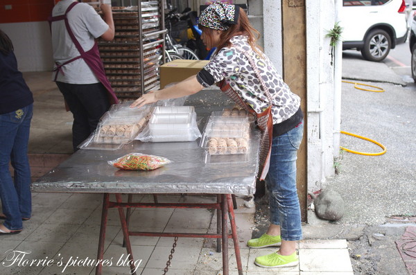 振地餅舖：宜蘭(市)美食~振地餅鋪~酸酸甜甜的李仔(鹹)糕，真是好吃丫