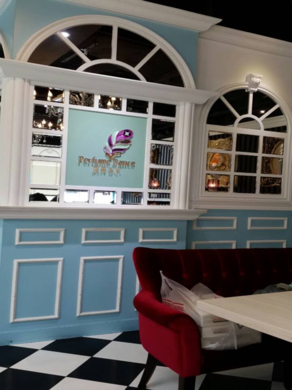 Perfume Dance 跳舞香水(ATT店)：【羽諾食記】台北信義 跳舞香水