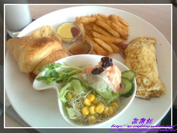 火炎咖啡館：(高雄大社區)火炎咖啡館