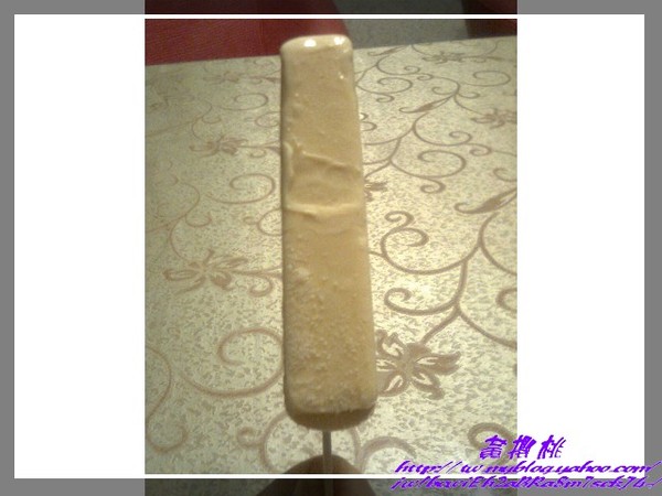 明治北海道哈密瓜雪糕：(全家超商)明治北海道哈密瓜雪糕