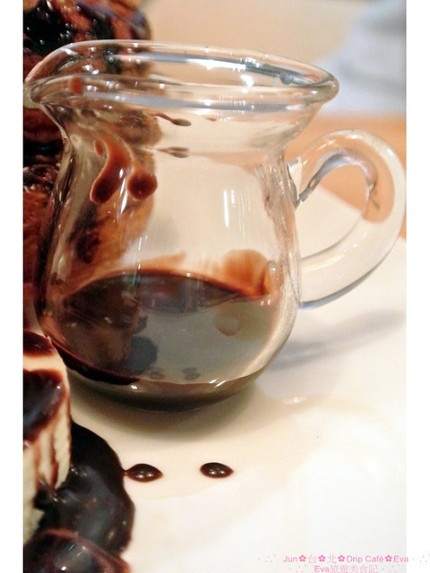 Drip Cafe 好滴：【食記】oO。。台北　Drip Cafe（好滴咖啡）　風糜美國紐約的新式甜點，在台灣就可以吃的到啦～香酥內軟，回訪率１００！。o○。