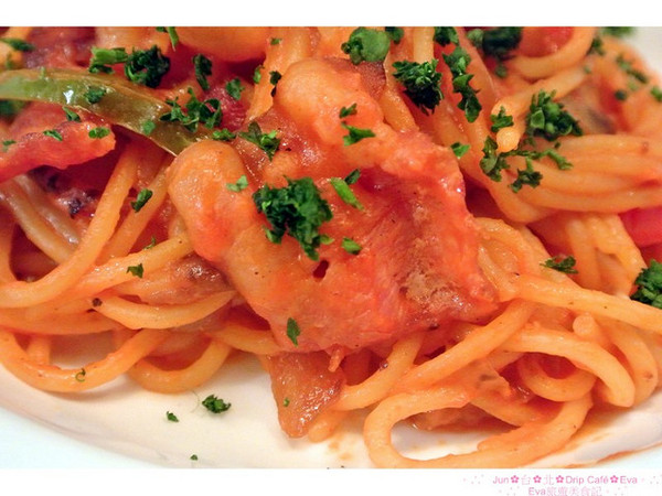 Drip Cafe 好滴：【食記】oO。。台北　Drip Cafe（好滴咖啡）　風糜美國紐約的新式甜點，在台灣就可以吃的到啦～香酥內軟，回訪率１００！。o○。