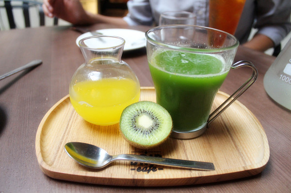 Drip Cafe 好滴：[台北] 好滴可拿滋X牛肉起司 = 美好的一天