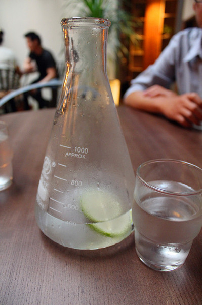 Drip Cafe 好滴：[台北] 好滴可拿滋X牛肉起司 = 美好的一天