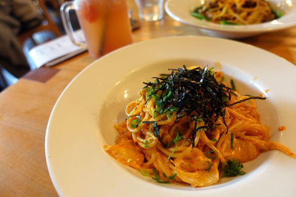 Drip Cafe 好滴：(胖樺食記)甜點及飲料會將人制約的「好滴咖啡」。冷熱交織的可拿滋讓人念茲在茲無法忘懷