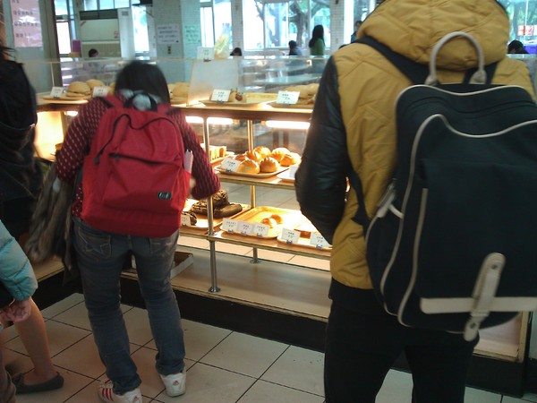 輔仁大學：午后的輔仁大學~嚐美食、賞好景