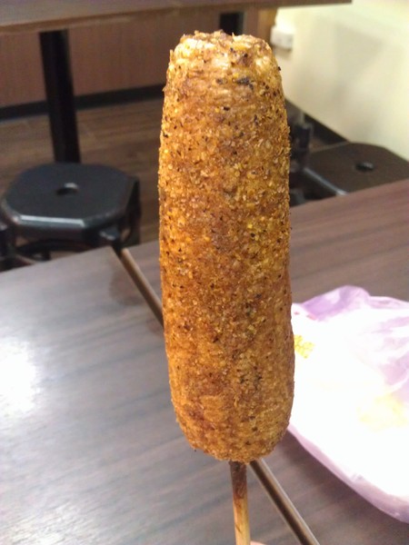 烤舞棧:丞食中壢- 烤舞棧 來串有品質的烤玉米+黃金泡菜