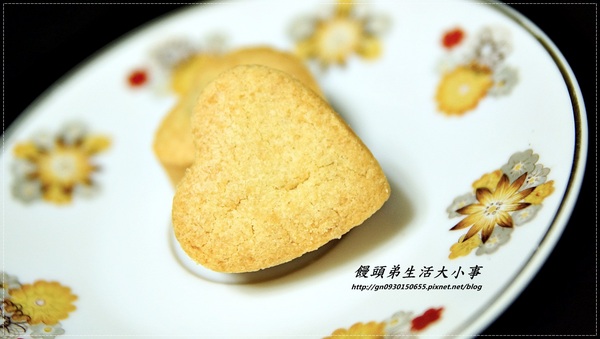 絲酥入叩:【絲酥入叩】心型的山藥鳳梨酥&牛軋夾心餅