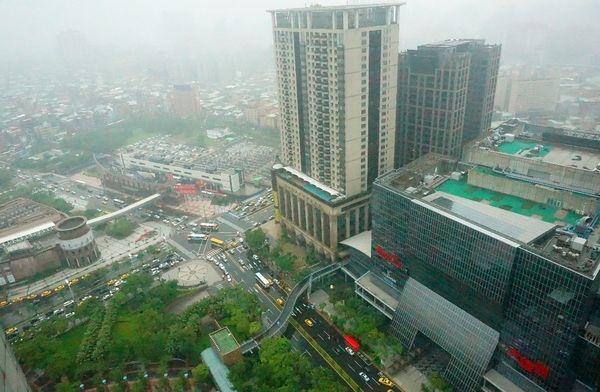 ARTCO典藏33觀景餐廳:【板橋】ARTCO典藏33觀景餐廳-『創意藝術風.餐點也驚喜』