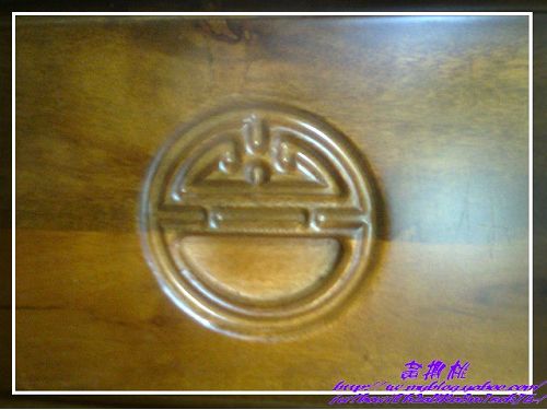 香樟木書桌與半牛皮椅子:(高雄橋頭區)真美家具