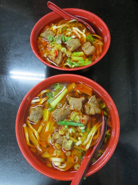 莊記牛肉麵館：有名氣≠會好吃【竹東/莊記牛肉麵館】